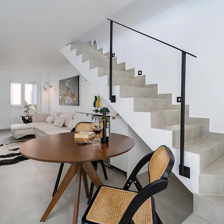 Casa Baco- Cozy House Center * Лагоа