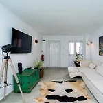 Casa Baco- Cozy House Center * لاغوا
