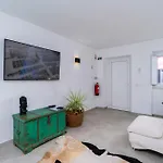 Casa Baco- Cozy House Center فيلة